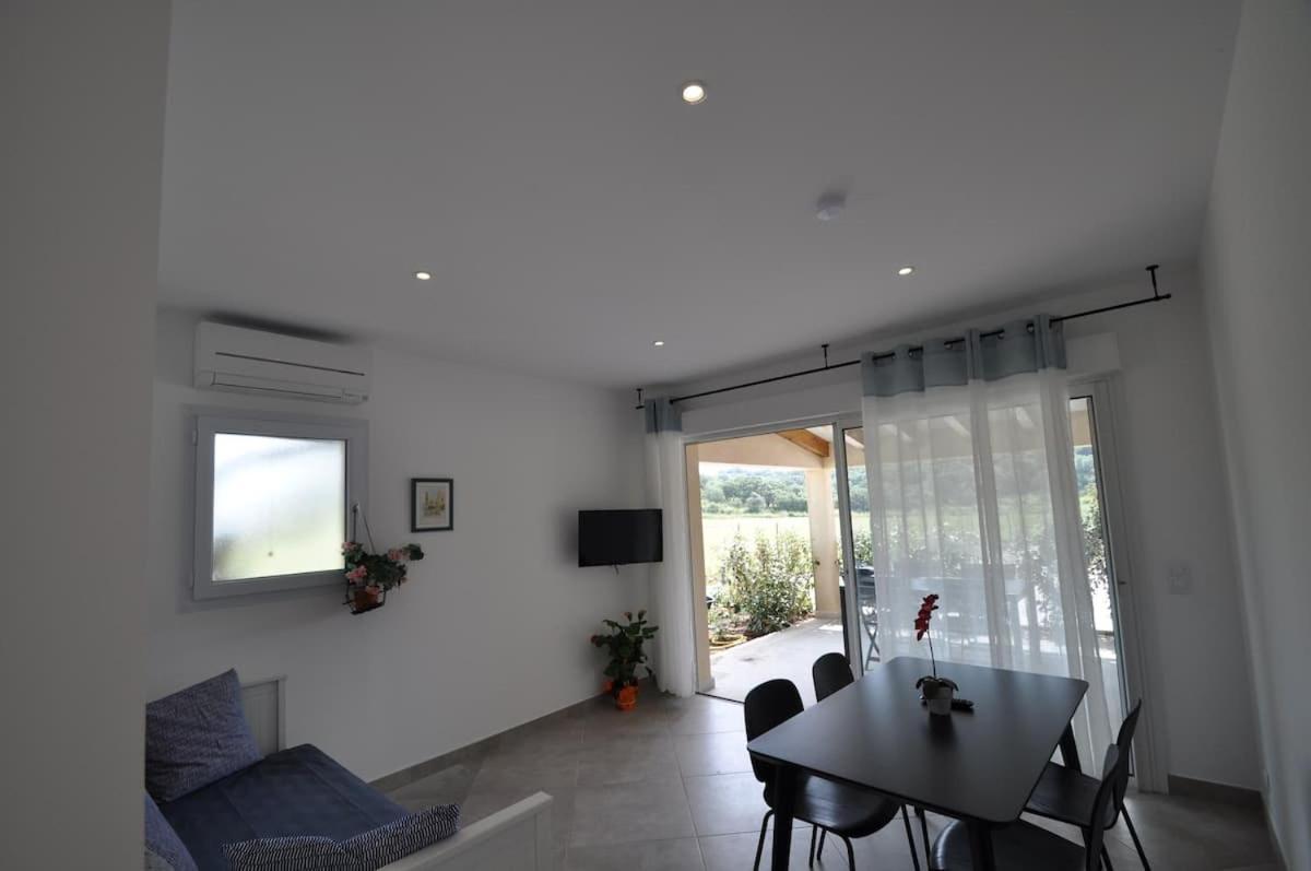 Residence Casa Cintrone Porto Pollo Kültér fotó